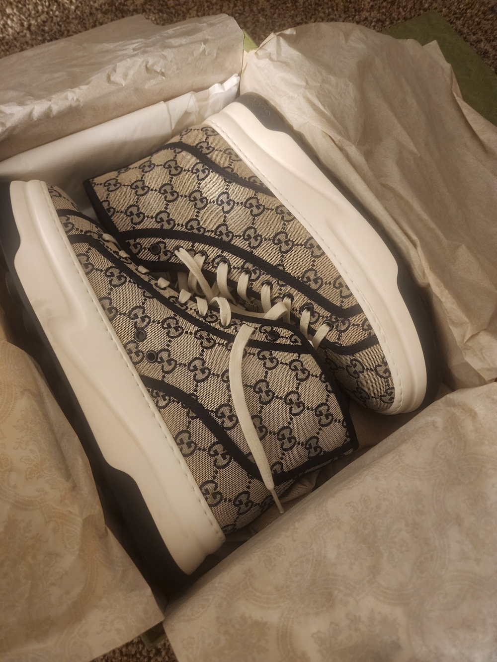 Gucci Beige Monogram Low-Top Sneaker